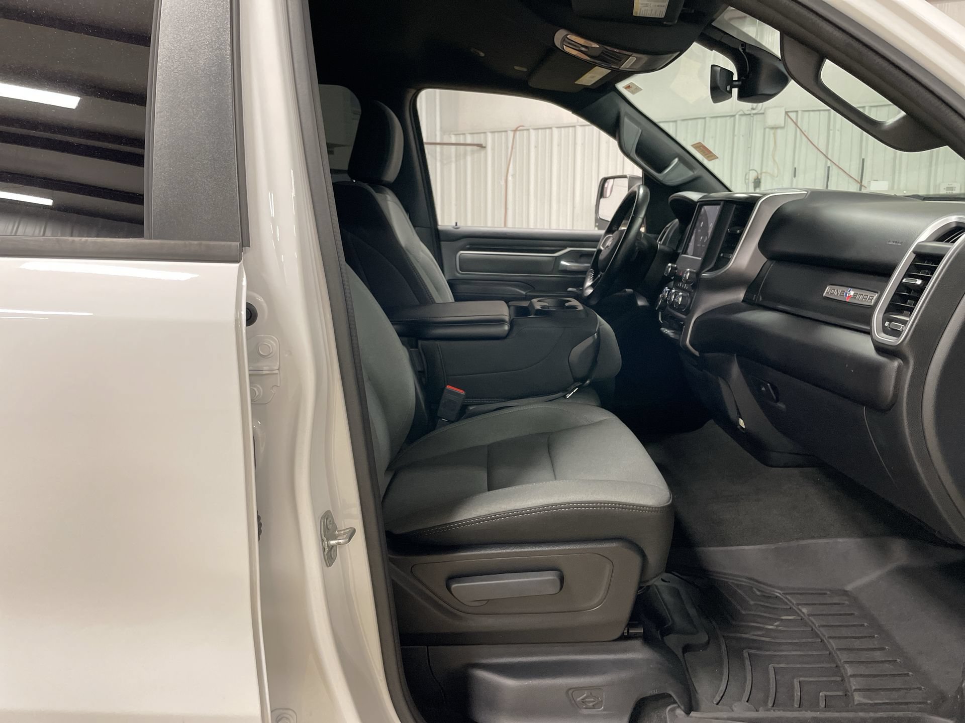 Used 2023 RAM 1500 Lone Star AWD/4WD image 27