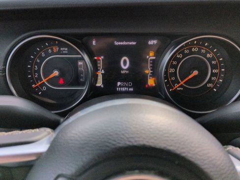 Used 2020 Jeep Gladiator Overland AWD/4WD image 32