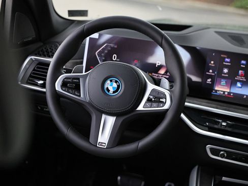 New 2026 BMW X5 xDrive50e w/ Executive Package AWD/4WD image 29