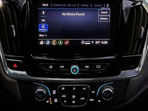 Used 2023 Chevrolet Traverse RS AWD/4WD image 20