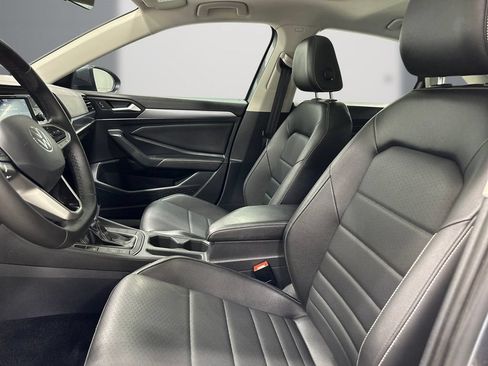 Used 2022 Volkswagen Jetta SE FWD image 14