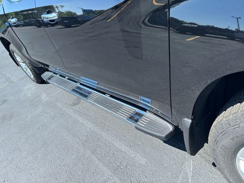 Used 2019 Chevrolet Silverado 1500 LTZ w/ LTZ Plus Package AWD/4WD image 14