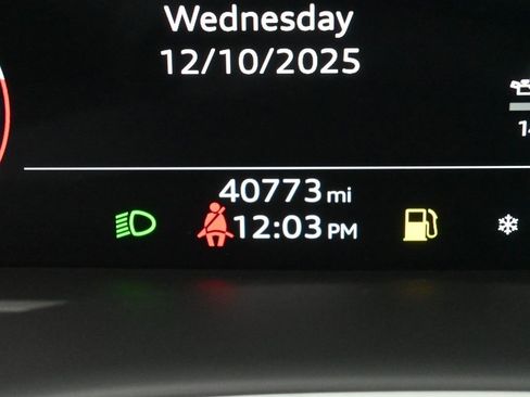 Used 2023 Audi Q7 3.0T Prestige w/ Prestige Package image 13