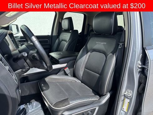 Used 2020 RAM 1500 Laramie AWD/4WD image 7