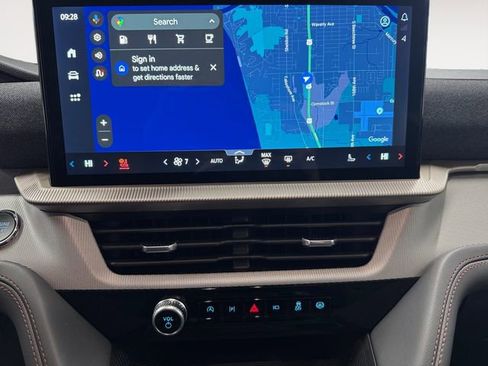 Used 2026 Ford Explorer Active w/ Active Comfort Package AWD/4WD image 12
