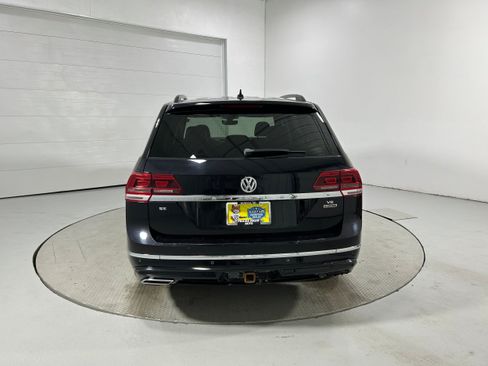 Used 2020 Volkswagen Atlas SE w/ Panoramic Sunroof Package AWD/4WD image 34