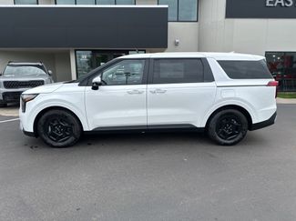 New 2026 Kia Carnival LX video 2