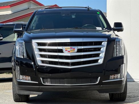 Used 2016 Cadillac Escalade Premium image 8