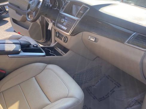 Used 2013 Mercedes-Benz ML 350 ML 350 4MATIC Sport Utility 4D image 12