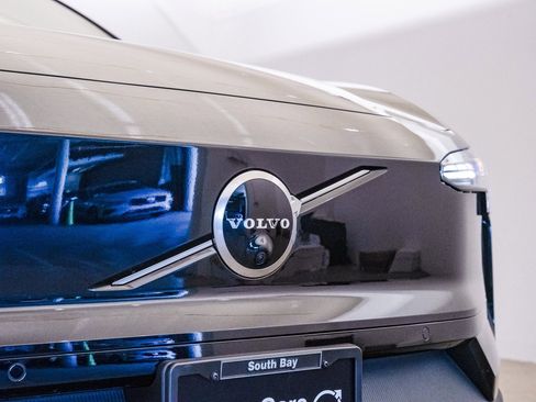 New 2025 Volvo EX30 Ultra w/ Protection Package Premier image 7