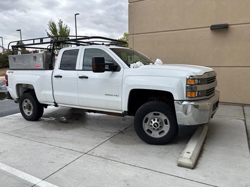 Used 2017 Chevrolet Silverado 2500 W/T w/ WT Convenience Package AWD/4WD image 1