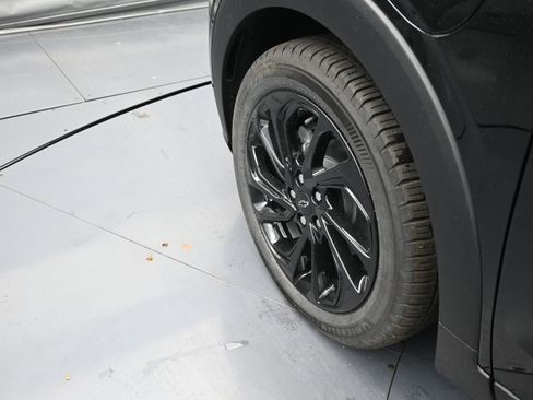 New 2027 Chevrolet Bolt RS w/ Technology Package FWD image 32