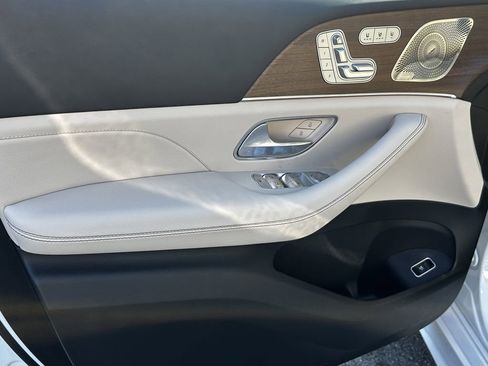 Certified 2026 Mercedes-Benz GLE 450 4MATIC image 11