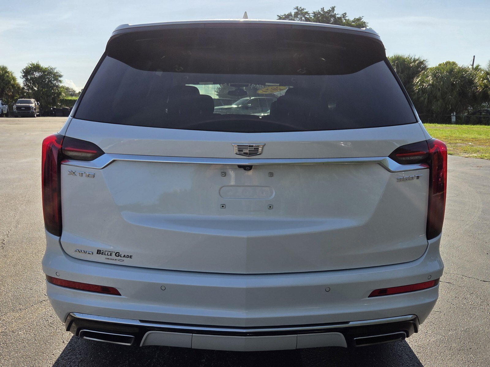 Used 2024 Cadillac XT6 Luxury AWD/4WD image 4