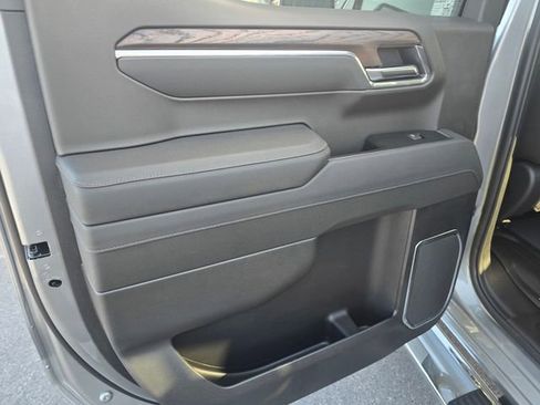 New 2026 GMC Sierra 1500 SLT image 11