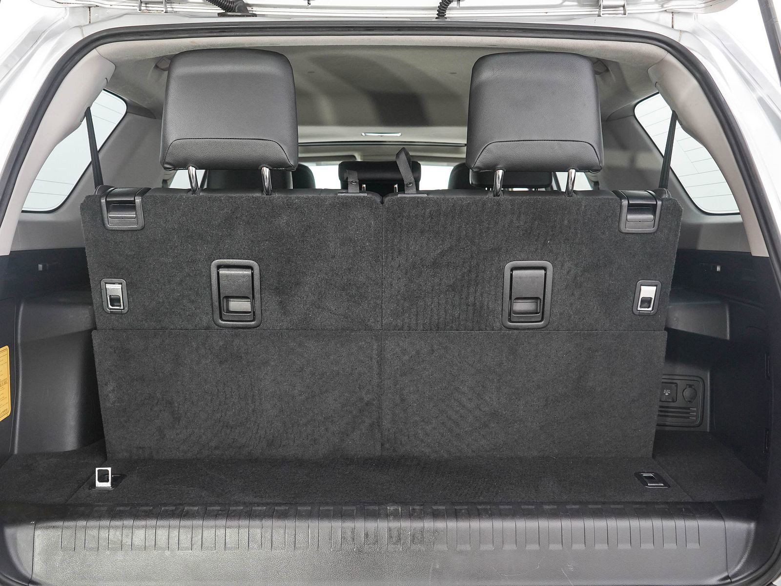 Used 2016 Toyota 4Runner SR5 Premium AWD/4WD image 9