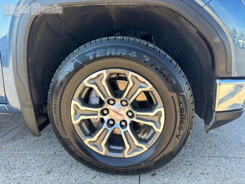 Used 2024 GMC Sierra 1500 SLT image 10