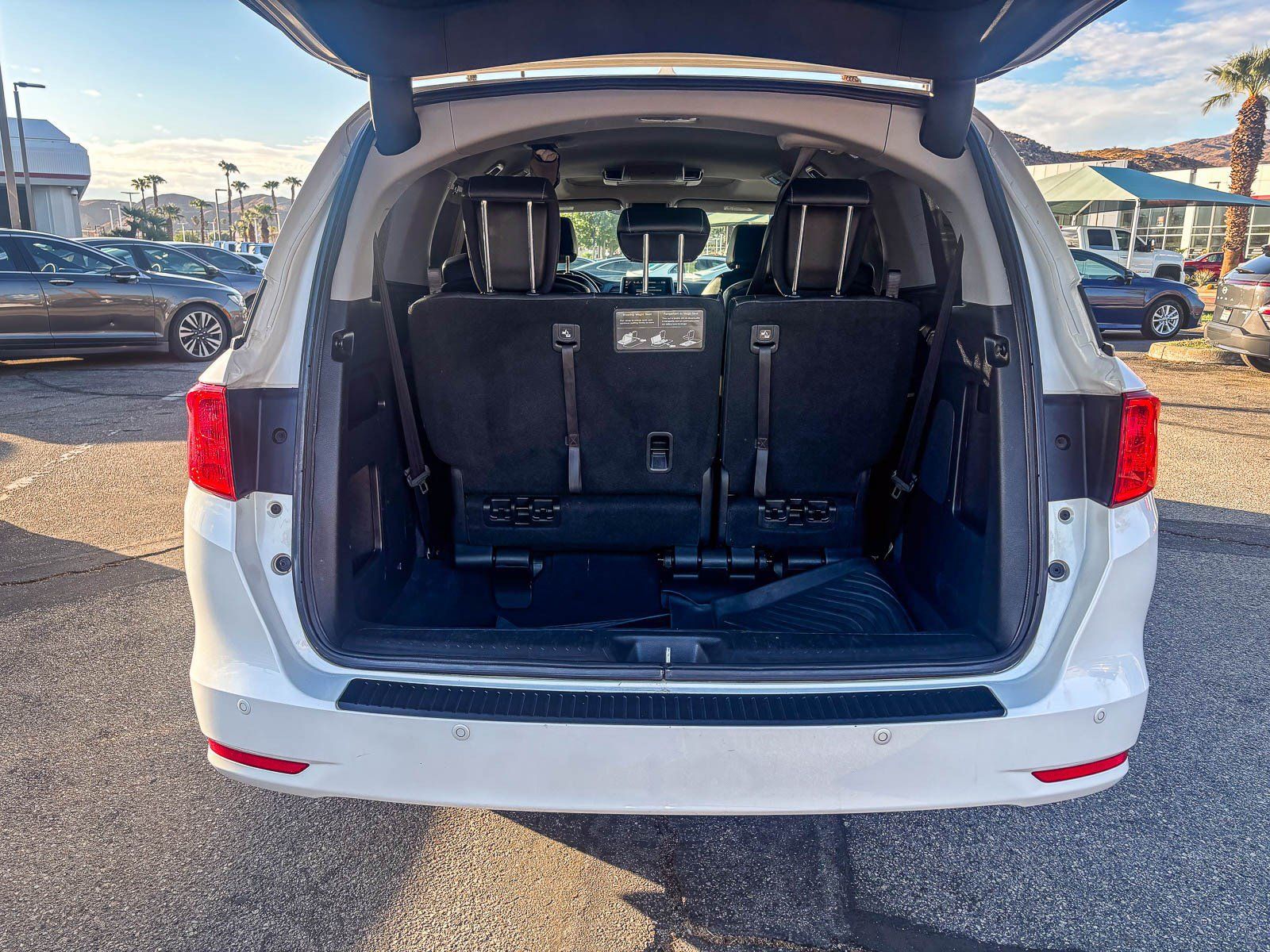 Used 2023 Honda Odyssey Touring image 13