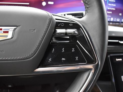 Certified 2025 Cadillac Escalade Sport Platinum image 16