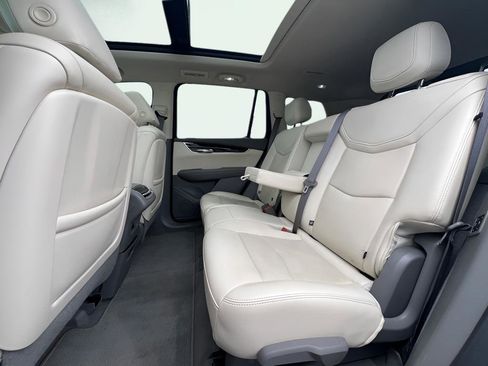 Used 2021 Cadillac XT6 Premium Luxury FWD image 15
