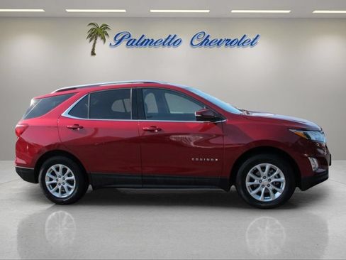 Certified 2018 Chevrolet Equinox LT w/ Sun & Infotainment Package AWD/4WD image 2