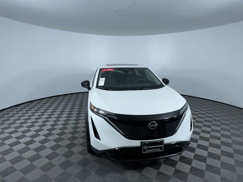 Certified 2024 Nissan Ariya AWD image 3