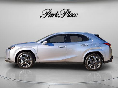 New 2026 Lexus UX 300h FWD image 2