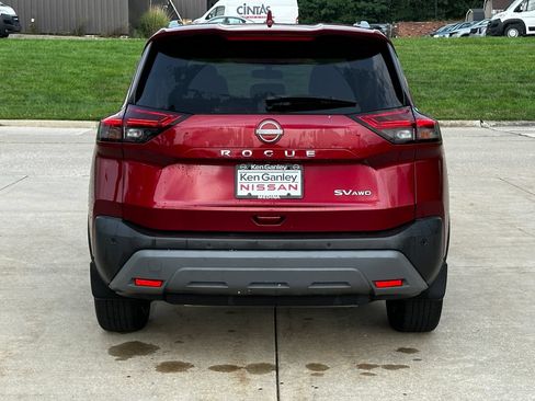 Used 2023 Nissan Rogue SV w/ SV Premium B Package AWD/4WD image 4