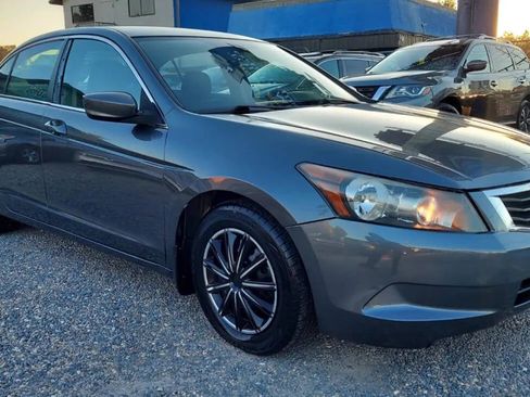 Used 2010 Honda Accord LX image 4