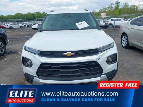 Used 2023 Chevrolet TrailBlazer LT AWD/4WD image 24