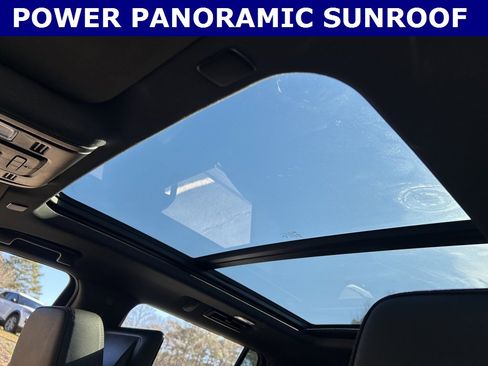 Used 2024 Chevrolet Tahoe RST w/ Luxury Package image 2