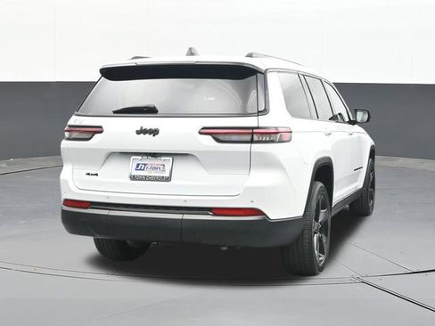 Used 2023 Jeep Grand Cherokee L Laredo AWD/4WD image 12
