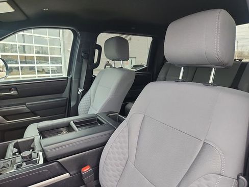 Used 2025 Toyota Tundra SR5 AWD/4WD image 21