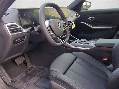 Used 2026 BMW 330i Sedan w/ Premium Package RWD image 10