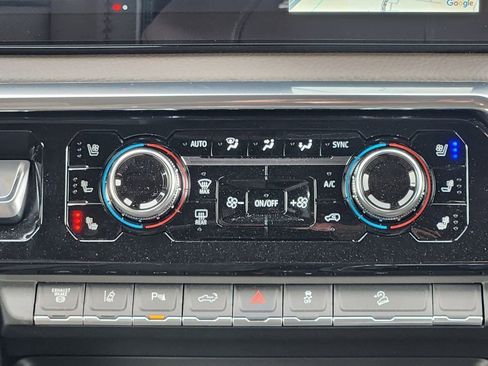 New 2026 GMC Sierra 2500 Denali w/ Denali Reserve Package image 16