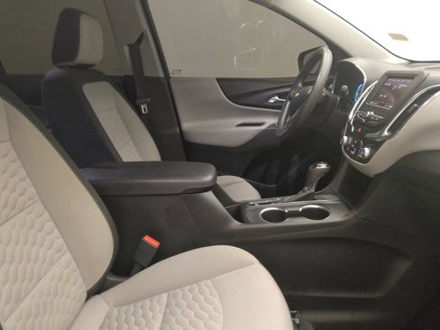 Used 2021 Chevrolet Equinox LT FWD image 21
