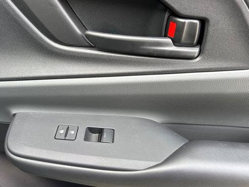 Used 2025 Toyota Prius LE FWD image 19