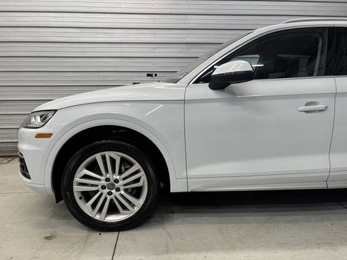 Used 2019 Audi Q5 2.0T Premium Plus w/ Premium Plus Package image 4