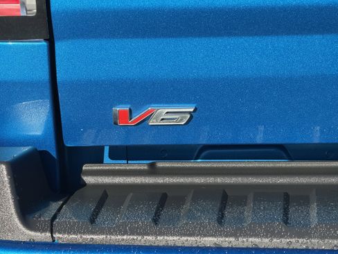 Used 2022 GMC Canyon Elevation w/ Trailering Package image 11