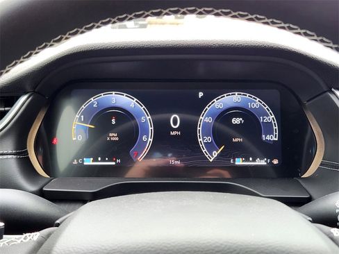 New 2025 Jeep Grand Cherokee Laredo w/ MOPAR Finishing Package image 11