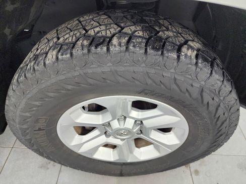 Used 2021 Toyota 4Runner SR5 image 3