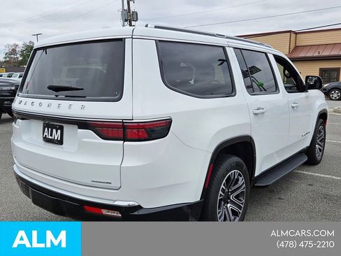 Used 2023 Jeep Wagoneer Series II AWD/4WD image 17