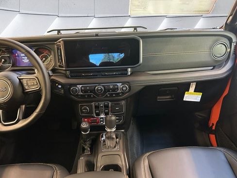 New 2025 Jeep Wrangler Unlimited Rubicon 392 image 12