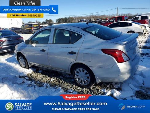Used 2013 Nissan Versa S Plus image 3