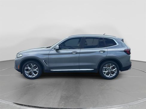Used 2024 BMW X3 xDrive30i w/ Convenience Package AWD/4WD image 2