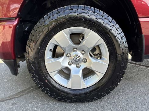 Used 2021 RAM 1500 Big Horn AWD/4WD image 17