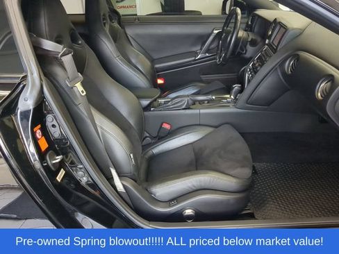 Used 2009 Nissan GT-R Premium AWD/4WD image 39