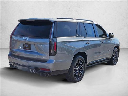 Used 2024 Cadillac Escalade V w/ LPO, ONYX Package image 5