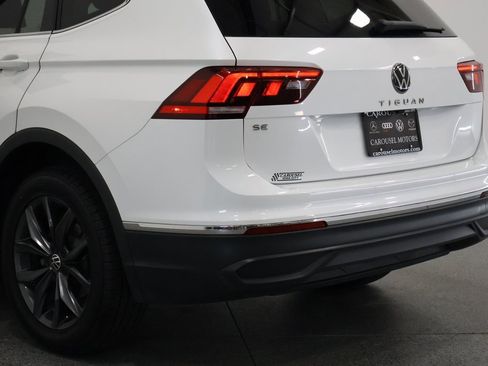 Used 2023 Volkswagen Tiguan SE image 10