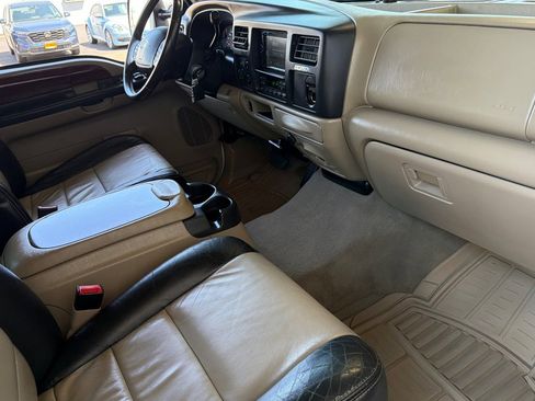 Used 2005 Ford Excursion Eddie Bauer AWD/4WD image 15
